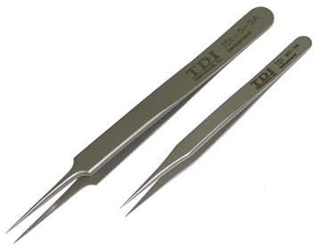 Mini vs Regular Style Tweezers