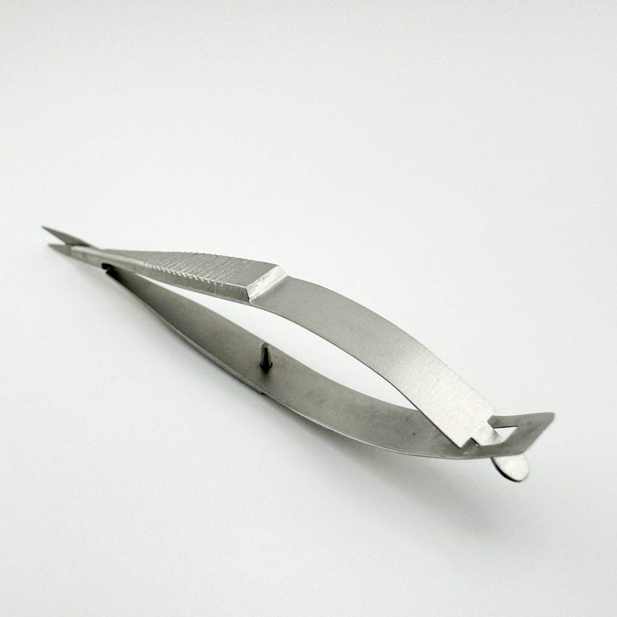 Micro Scissors with Straight Fine Tip