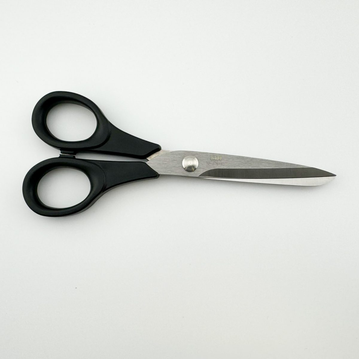 Industrial Scissors with Straight Tip