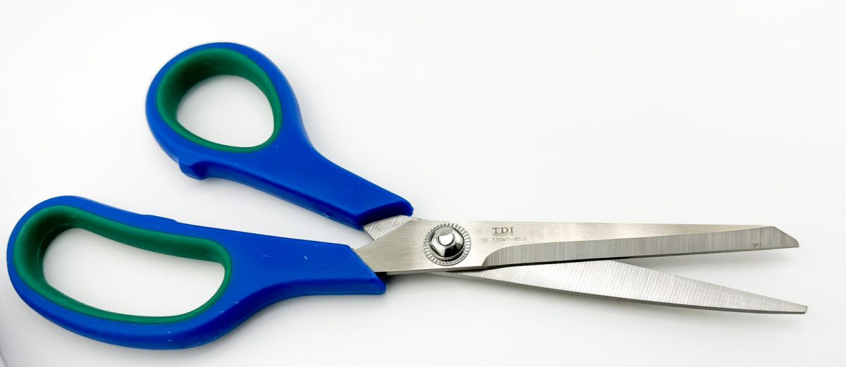 SmartCut Scissors with Straight Serrated Tip