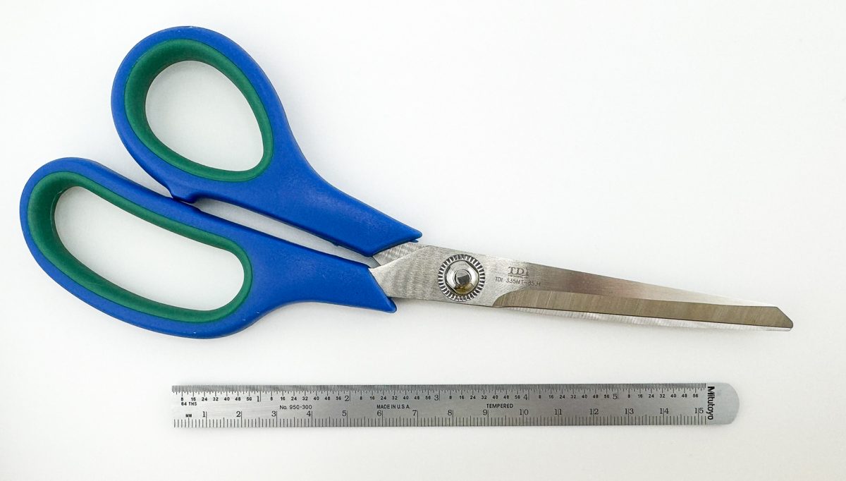 SmartCut Scissors with Straight Serrated Tip