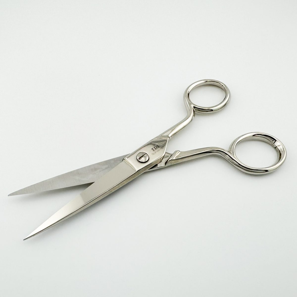 ProCut Scissors with Straight Fine Tip