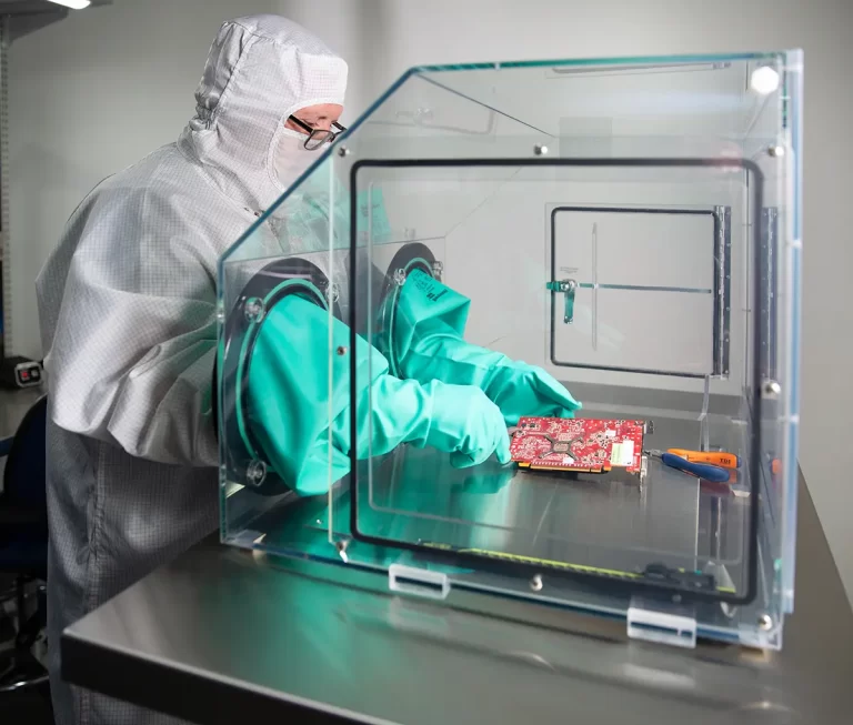 TDI Acrylic Glovebox in Use